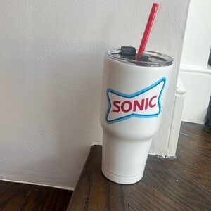 Brand new tumbler with straw